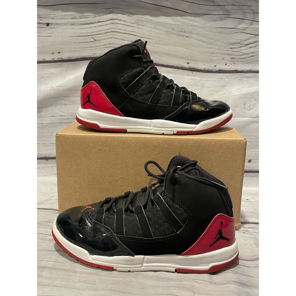 Jordan Shoes Youth Size 2Y Black Red Patent Leather Mid Basketball AQ9216-006